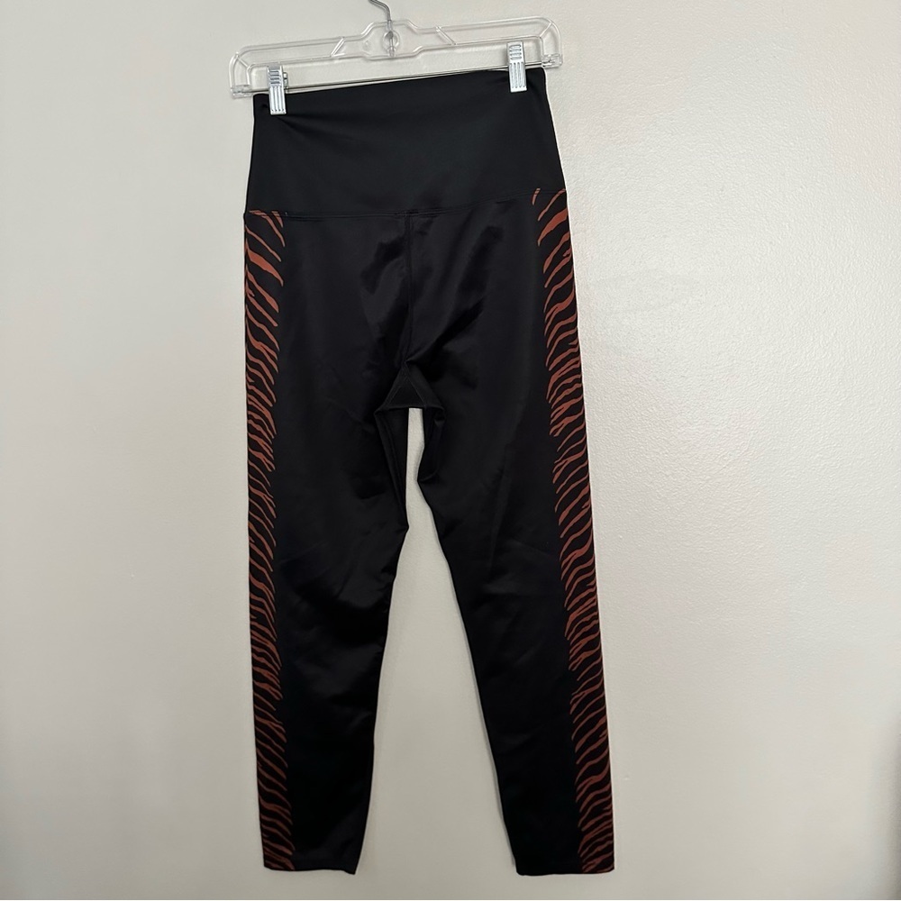 Beach Riot Leggings - Picture 3 of 5